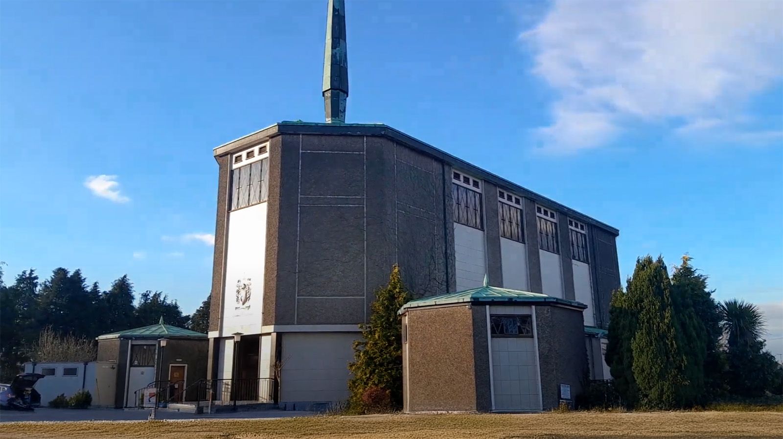 St Paul's Church, Lurgan - exterior view